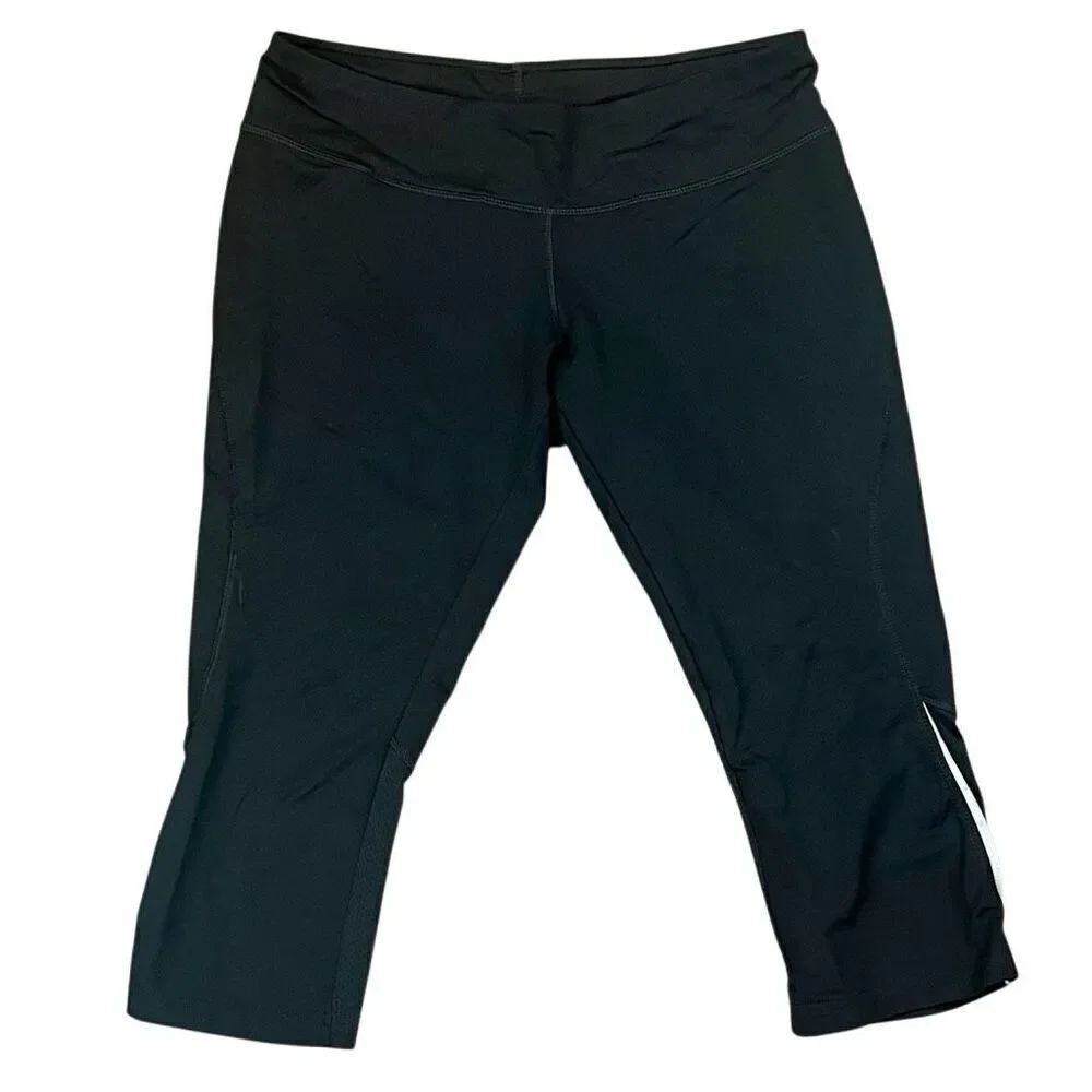 Patagonia Black Capri Athletic Tight Leggings Small